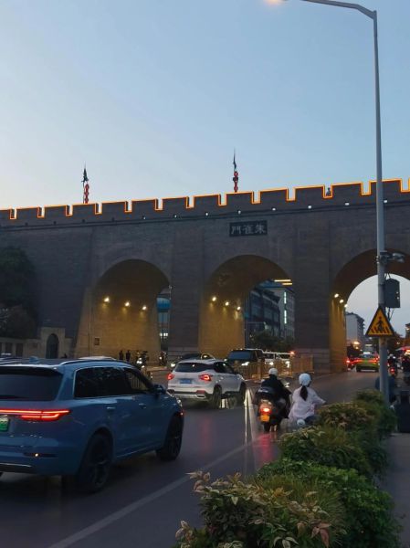 北京朱雀门在哪_北京朱雀门历史由来-第2张图片-俊逸知识馆