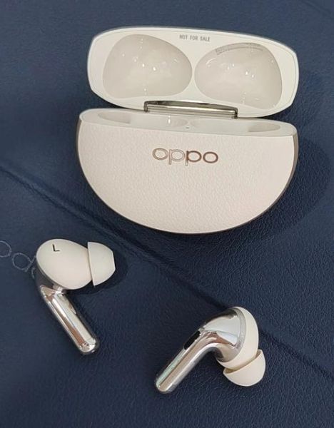 oppo耳机怎么样_oppo耳机音质好吗-第1张图片-俊逸知识馆 oppo耳机怎么样_oppo耳机音质好吗-第1张图片-俊逸知识馆