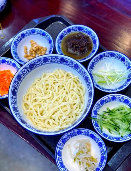 北京面食有哪些_北京面食哪里最正宗-第1张图片-俊逸知识馆