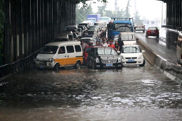 北京下大雨_积水路段有哪些-第3张图片-俊逸知识馆 北京下大雨_积水路段有哪些-第3张图片-俊逸知识馆