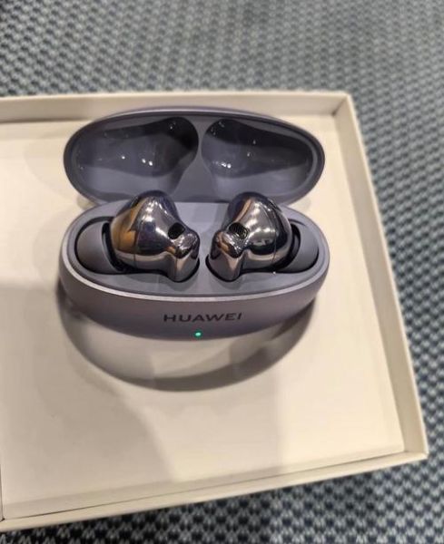 华为蓝牙耳机怎么样_值得买吗-第2张图片-俊逸知识馆 华为蓝牙耳机怎么样_值得买吗-第2张图片-俊逸知识馆