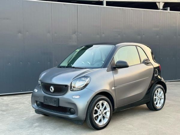 奔驰smart怎么样_奔驰smart值得买吗-第1张图片-俊逸知识馆