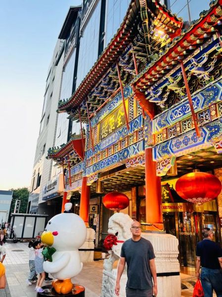北京东城区酒店哪家好_住前门附近还是王府井-第1张图片-俊逸知识馆