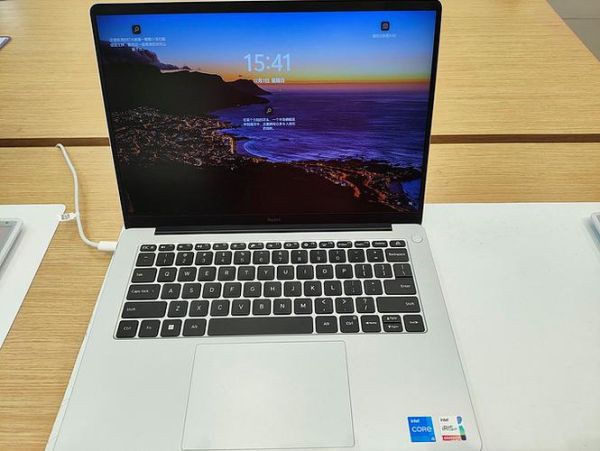 小米笔记本怎么样_小米笔记本值得买吗-第2张图片-俊逸知识馆