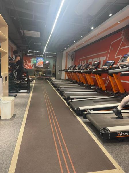 乐刻运动健身怎么样_乐刻健身房价格贵吗-第1张图片-俊逸知识馆 乐刻运动健身怎么样_乐刻健身房价格贵吗-第1张图片-俊逸知识馆