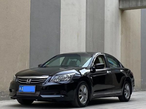 八代雅阁2.0怎么样_八代雅阁2.0油耗高吗-第2张图片-俊逸知识馆 八代雅阁2.0怎么样_八代雅阁2.0油耗高吗-第2张图片-俊逸知识馆